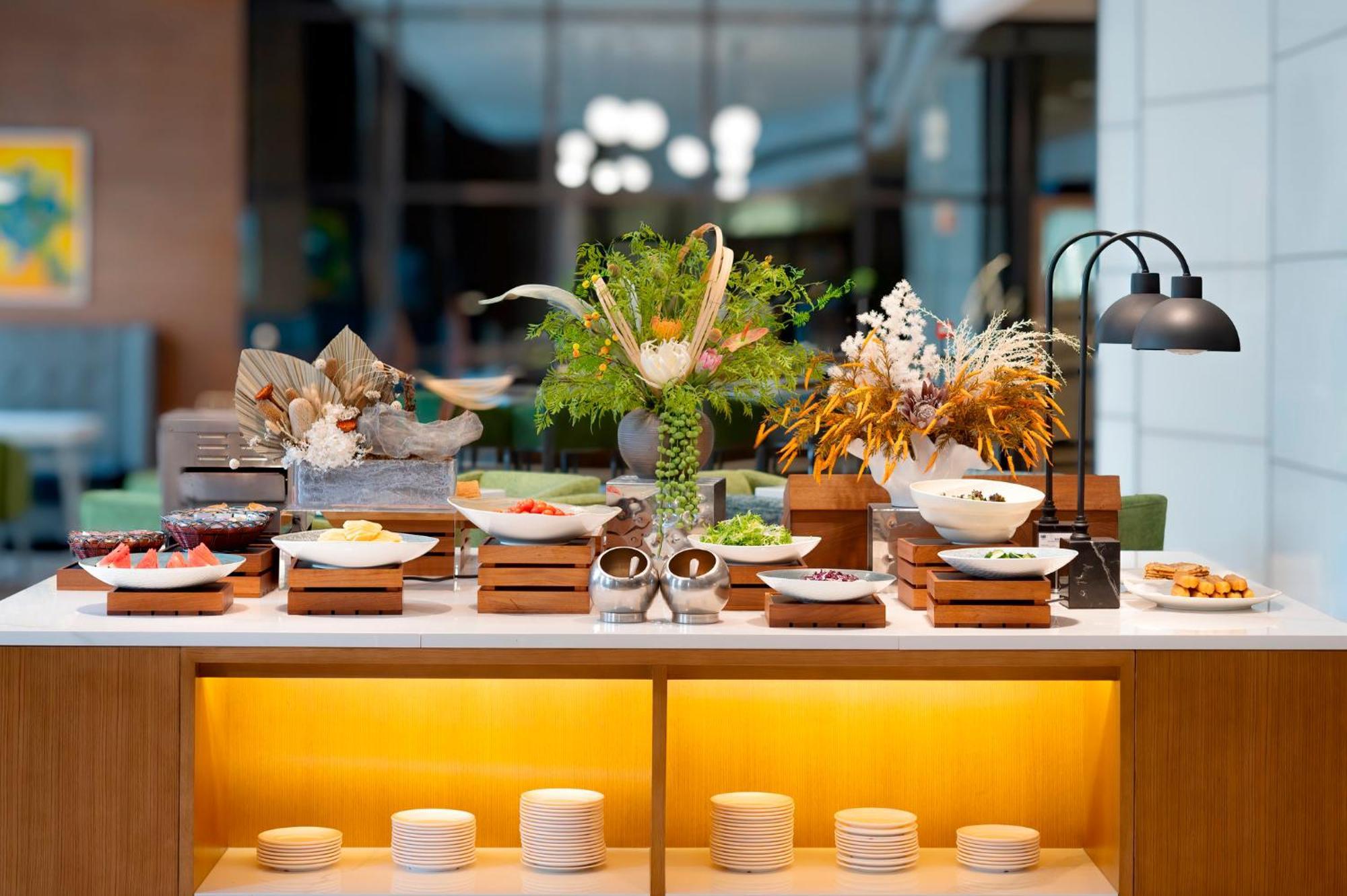 Holiday Inn Express Chengdu West Gate By Ihg Exteriör bild